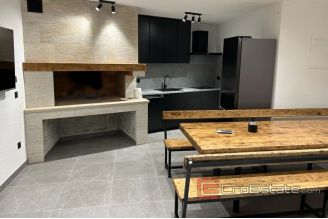 012 2037 45 Kastela villa with pool for sale