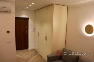 007 5276 30 Split apartment for sale