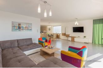 020 2021 352 makarska new villa with sea view for sale