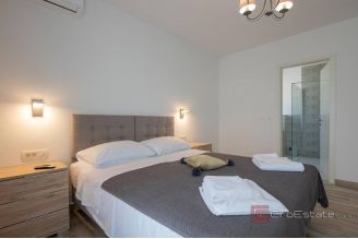 020 2021 352 makarska new villa with sea view for sale