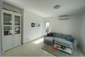 015 2035 98 island ciovo modern apartment with sea view for sale