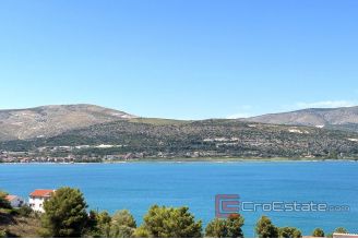 015 2035 98 island ciovo modern apartment with sea view for sale