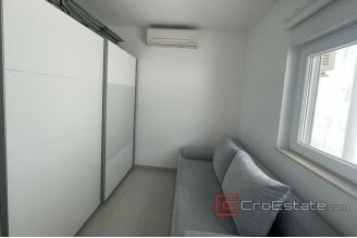 015 2035 98 island ciovo modern apartment with sea view for sale
