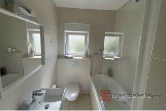 015 2035 98 island ciovo modern apartment with sea view for sale