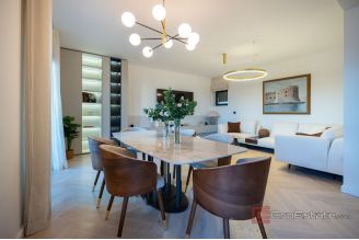 020 2038 61 Dubrovnik house in center for sale