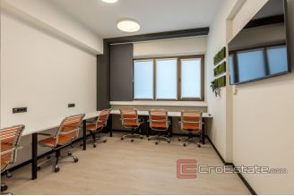 014 2030 59 Split Modern decorated office space for rent