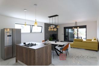 009 2040 49 marina modern villa with pool for sale
