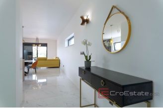 009 2040 49 marina modern villa with pool for sale