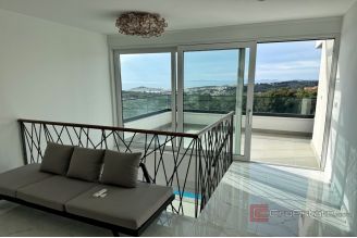 013 2022 367 Primosten Villa with pool for sale