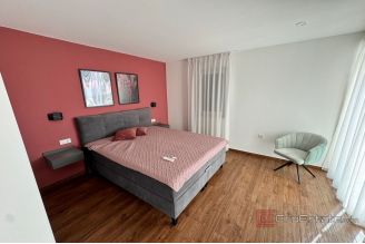 013 2022 367 Primosten Villa with pool for sale