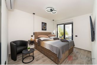 014 2043 74 zadar villa with pool for sale