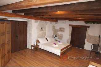 020 2026 102 porec property with two houses for sale