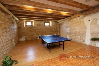 020 2026 102 porec property with two houses for sale