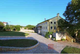 020 2026 102 porec property with two houses for sale