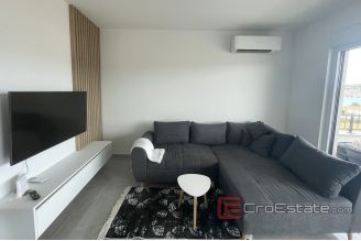 011 2035 100 trogir luxury apartment with sea view for sale