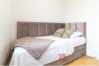 011 2035 100 trogir luxury apartment with sea view for sale