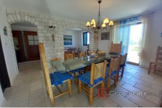 015 2031 87 Solta Stone house with a sea view for sale