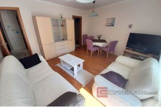 008 2016 364 split one bedroom apartment for rent