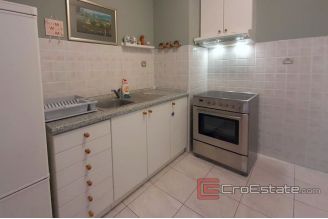 008 2016 364 split one bedroom apartment for rent
