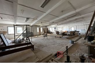 004 2043 76 split okolica space for rent