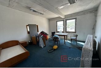 004 2043 76 split okolica space for rent