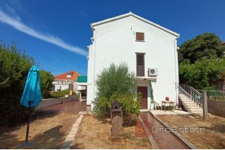 006 1018 02 dubrovnik house for sale1