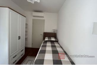 013 2035 108 Split Two bedroom apartment for rent
