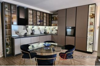 009 1021 01 Krk villa with a sea view for sale