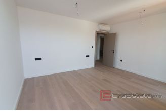 009 2018 234 island pag luxury home by the sea for sale