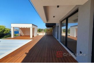 009 2018 234 island pag luxury home by the sea for sale