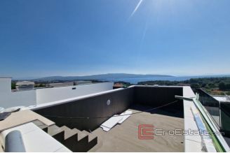 010 1021 02 Krk apartment with a sea view for sale
