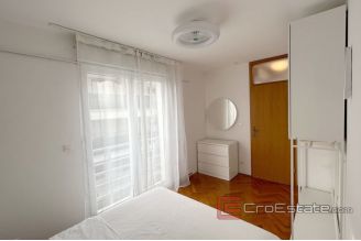 008 5284 30 Apartment with sea view for rent