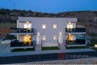 020 2018 235 Pag apartments with sea view for sale