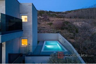 020 2018 235 Pag apartments with sea view for sale