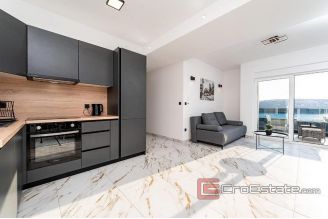 020 2018 235 Pag apartments with sea view for sale