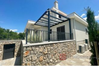 018 1021 04 Krk villa with sea view for sale