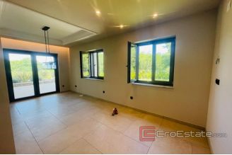 018 1021 04 Krk villa with sea view for sale