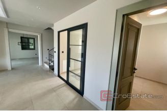 018 1021 04 Krk villa with sea view for sale