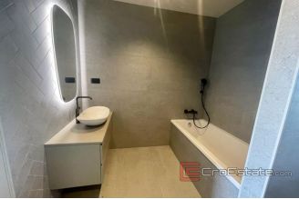 018 1021 04 Krk villa with sea view for sale