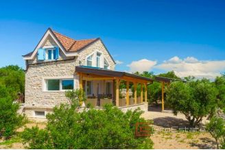 008 2021 355 near Sibenik stone house first row to the sea for sale