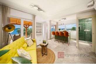 008 2021 355 near Sibenik stone house first row to the sea for sale