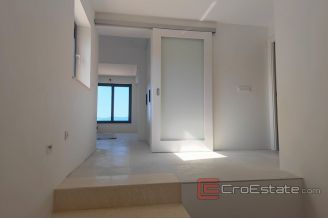 016 2021 356 zadar villa first row to the sea for sale