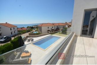 017 1021 10 Krk Luxury villa with sea view for sale