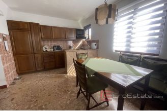 014 2030 61 Vinisce house for sale