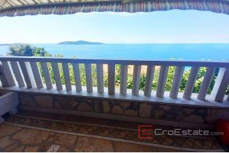 014 2031 91 rogoznica house and land with sea view for sale