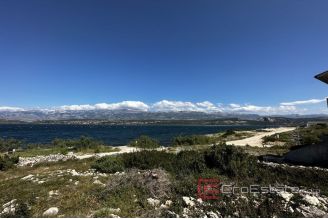 016 2043 81 Zadar house with a sea view for sale