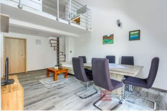 020 5287 30 Biograd house with a pool for sale1