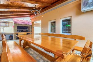020 5287 30 Biograd house with a pool for sale1