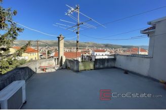 007 2035 118 Trogir house near city centre for sale