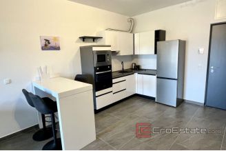 011 2030 62 Trogir one bedroom apartment with pool for sale